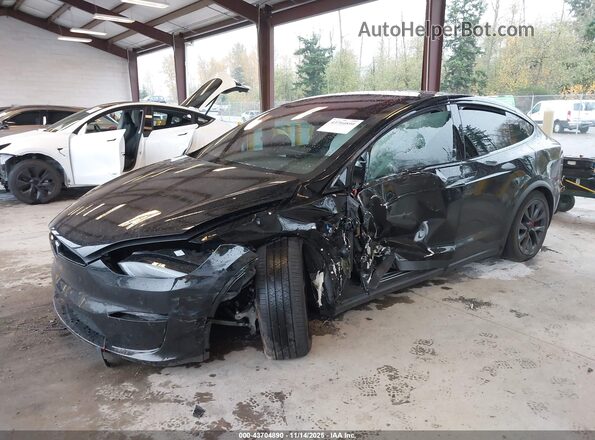 7SAXCBE67RF457369 2024 TESLA MODEL X Черный Передняя левая четверть
