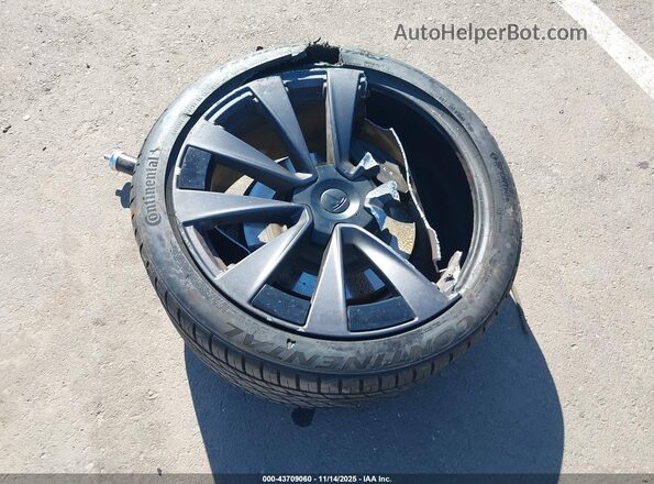 7SAXCBE68NF331760 2022 TESLA MODEL X Белый Вид панели приборов
