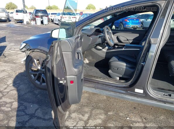 7SAXCDE57RF433494 2024 TESLA MODEL X Gray Սալոնի դիմացի տեսք