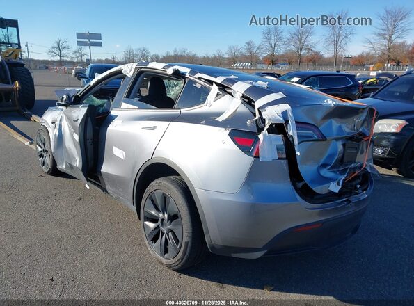 7SAYGAEE3RF212921 2024 TESLA MODEL Y Silver 