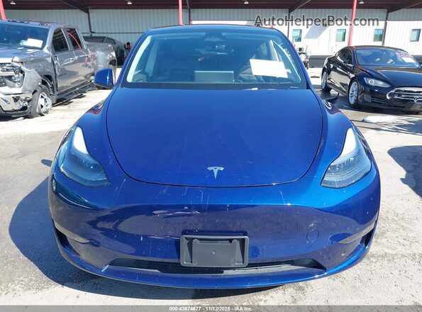 7SAYGAEE6RF155047 2024 TESLA MODEL Y Blue Widok zestawu wskaźników