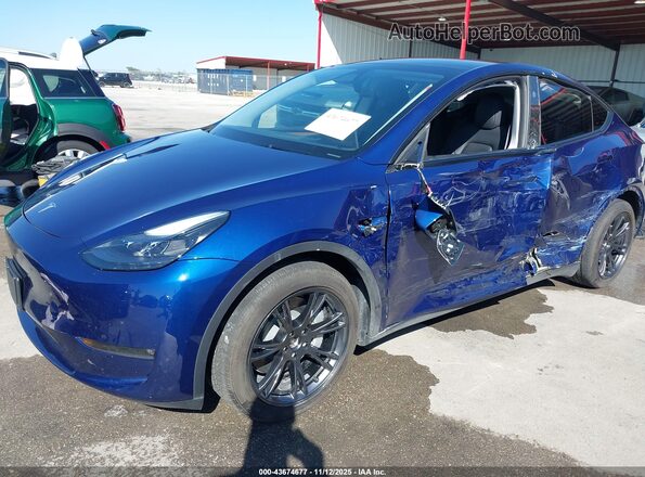 7SAYGAEE6RF155047 2024 TESLA MODEL Y Blue 