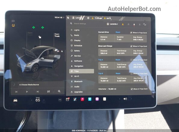 7SAYGDED1SA368287 2025 TESLA MODEL Y Gray Vista de los asientos traseros