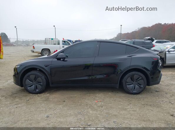 7SAYGDED2TA446609 2026 TESLA MODEL Y Black Widok wnętrza 360 stopni