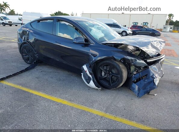 7SAYGDED7TA579964 2026 TESLA MODEL Y Серый Передняя правая четверть