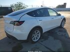 2022 Tesla Model Y Long Range Dual Motor All-wheel Drive White vin: 7SAYGDEE0NF363789