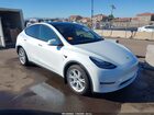 2022 Tesla Model Y Long Range Dual Motor All-wheel Drive Белый vin: 7SAYGDEE2NF329644