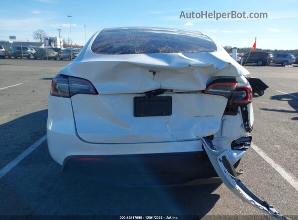 7SAYGDEE3SF223490 2025 TESLA MODEL Y White Դիմացի տեսք