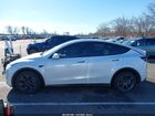 2025 Tesla Model Y Long Range Dual Motor All-wheel Drive White vin: 7SAYGDEE3SF223490
