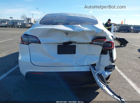 7SAYGDEE3SF223490 2025 TESLA MODEL Y White 