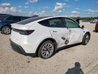 2026 Tesla Model Y White vin: 7SAYGDEE5TA406677