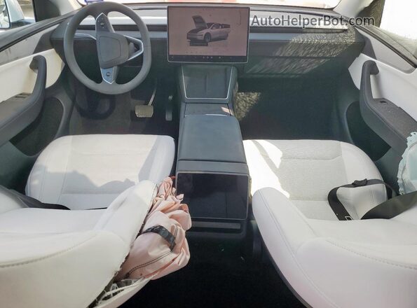 7SAYGDEE5TA406677 2026 TESLA MODEL White Widok deski rozdzielczej