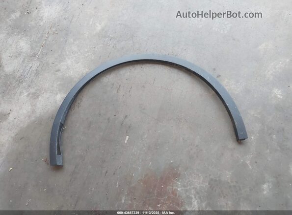7SAYGDEE6SF237450 2025 TESLA MODEL Y Red Widok deski rozdzielczej