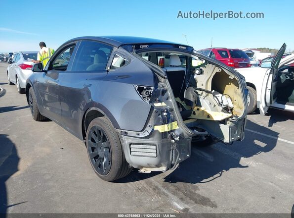 7SAYGDEE8NF311908 2022 TESLA MODEL Y Gray Rear left
