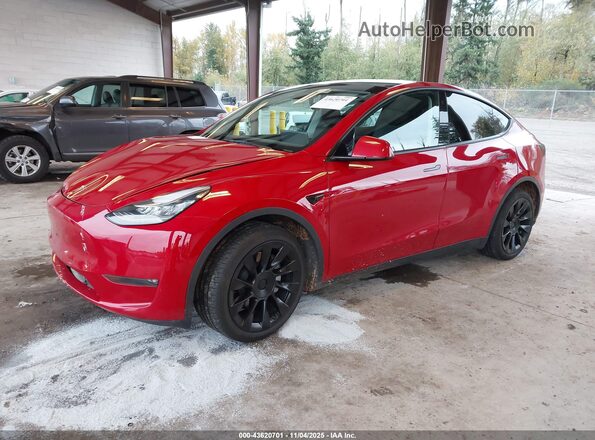 7SAYGDEE8NF479998 2022 TESLA MODEL Y Red Przód lewy
