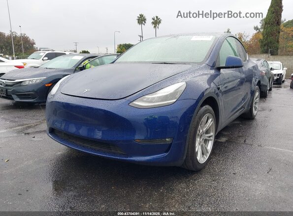7SAYGDEE8NF504463 2022 TESLA MODEL Y Blue Przód lewy