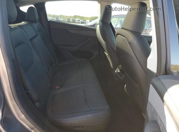 7SAYGDEE8TA385775 2026 TESLA MODEL Charcoal Вид задніх сидінь