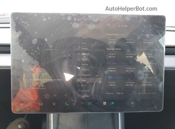 7SAYGDEE8TF334120 2026 TESLA MODEL Charcoal Սարքավորումների վահանակի տեսք
