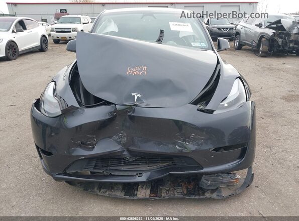 7SAYGDEF1SA336487 2025 TESLA MODEL Y Gray Հետևի տեսք