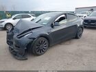 2025 Tesla Model Y Performance Dual Motor All-wheel Drive Gray vin: 7SAYGDEF1SA336487