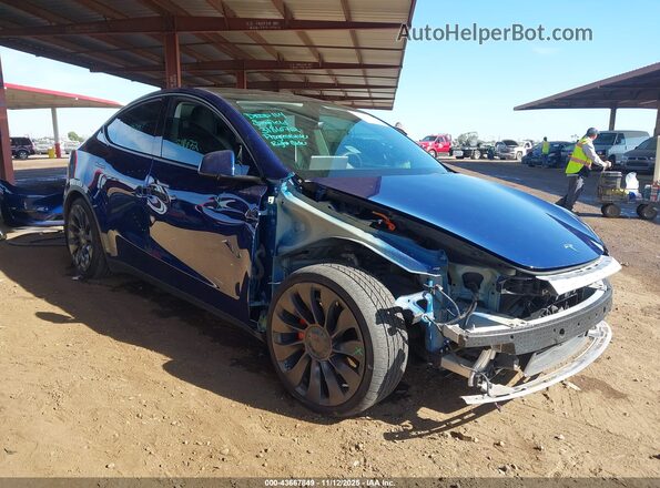 7SAYGDEF6NF318672 2022 TESLA MODEL Y Синий Передняя правая четверть