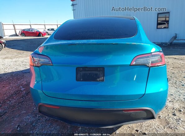 7SAYGDEF7NF554716 2022 TESLA MODEL Y Blue 