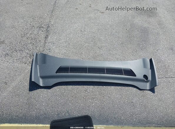 7SAYGDEF7SA349289 2025 TESLA MODEL Y Красный Вид сзади