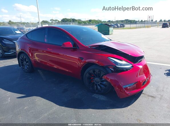 7SAYGDEF7SA349289 2025 TESLA MODEL Y Красный Передняя правая четверть
