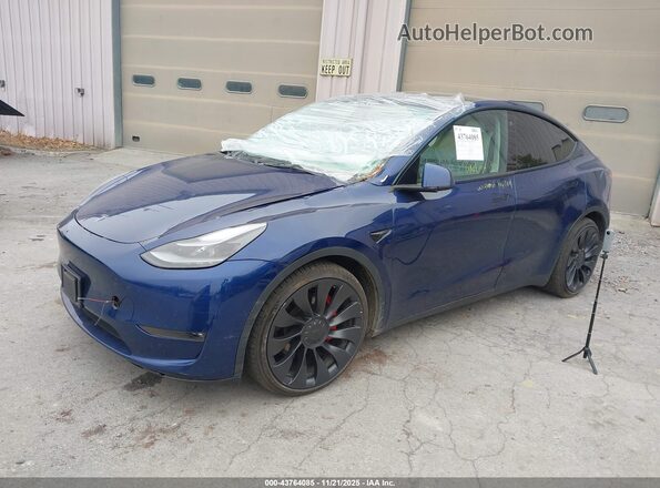 7SAYGDEFXNF375957 2022 TESLA MODEL Y Синий Передняя левая четверть