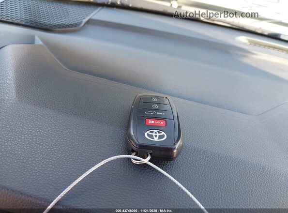 7SVAAABA2PX006645 2023 TOYOTA SEQUOIA Синий Вид панели приборов