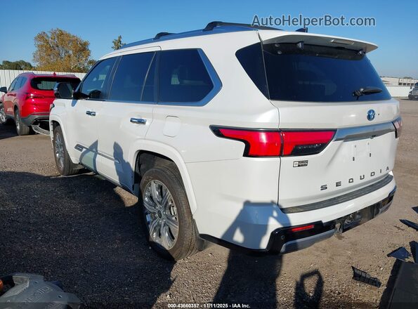 7SVAAABA2RX042516 2024 TOYOTA SEQUOIA Белый Задняя левая четверть