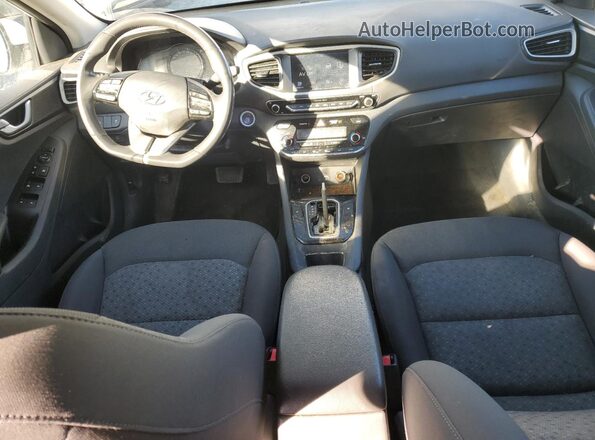 KMHC75LC3HU036504 2017 HYUNDAI IONIQ Белый Вид щитка приборов