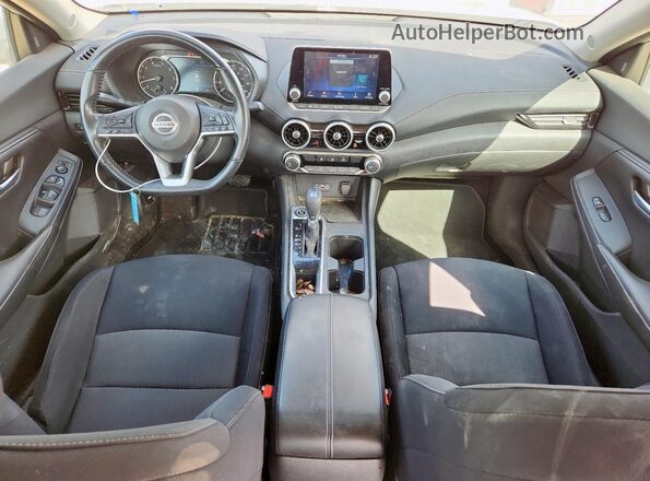 3N1AB8CV7NY319044 2022 NISSAN SENTRA Серебряный Вид щитка приборов