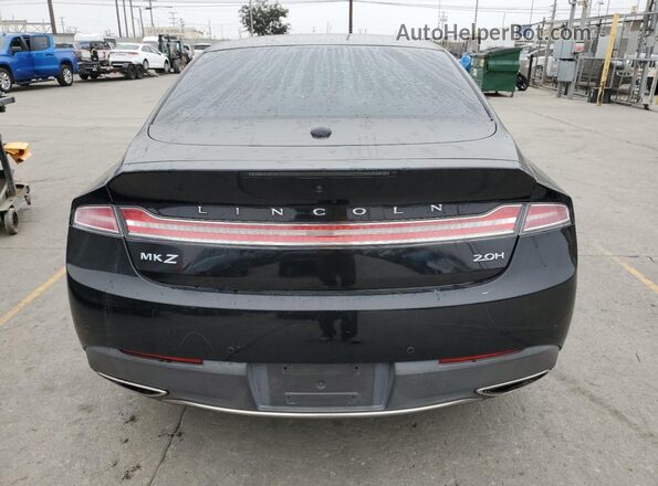 3LN6L5KU7JR604060 2018 LINCOLN MKZ Черный Вид салона спереди