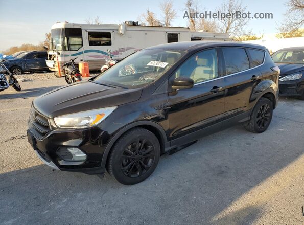 1FMCU9GD2HUC16608 2017 FORD ESCAPE Черный Передняя левая четверть