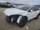 2025 Tesla Model X White vin: 7SAXCDE56SF462684
