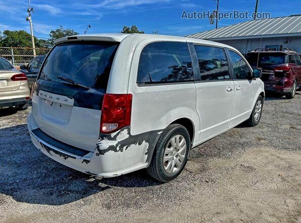 2C4RDGBG2JR259532 2018 DODGE CARAVAN Белый Вид спереди