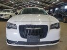 2018 Chrysler 300 Touring Белый vin: 2C3CCAAG0JH308146
