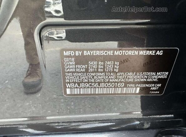 WBAJB9C56JB050169 2018 BMW M5 Black Widok wnętrza z tyłu