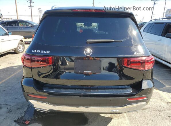 W1N4M4HB1SW389128 2025 MERCEDES-BENZ GLB-CLASS Black Widok wnętrza z przodu