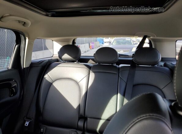 WMZYT3C53K3E95737 2019 MINI COOPER Черный Вид задней части салона