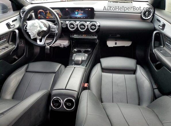 W1K3G4EBXMJ290697 2021 MERCEDES-BENZ A Черный Вид щитка приборов