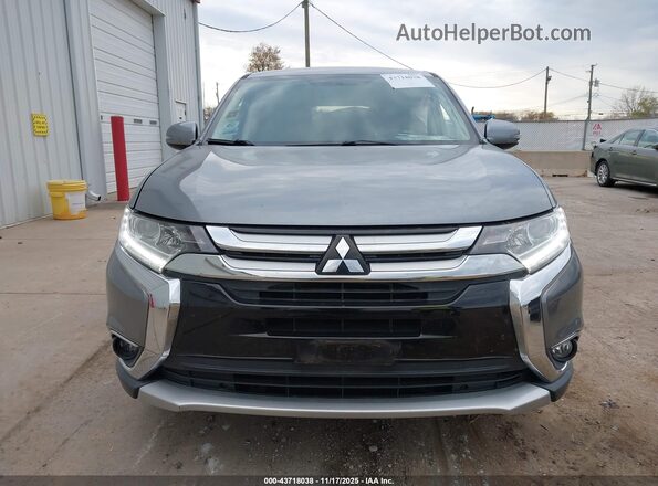 JA4AD3A33JZ017286 2018 MITSUBISHI OUTLANDER Серебряный Вид задней части салона