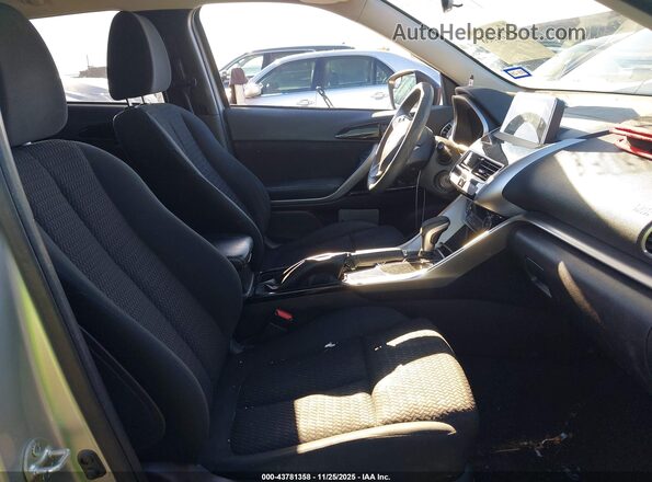 JA4AS4AA0LZ037329 2020 MITSUBISHI ECLIPSE CROSS Серебряный Вид салона спереди