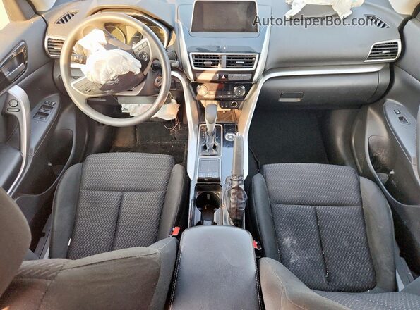 JA4AT4AA4JZ048036 2018 MITSUBISHI ECLIPSE Black Dashboard view