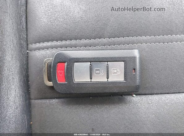 JA4AZ3A34KZ005246 2019 MITSUBISHI OUTLANDER Черный Вид панели приборов