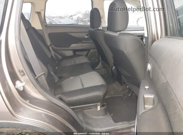 JA4AZ3A3XGZ017392 2016 MITSUBISHI OUTLANDER Brown Widok naklejki z numerem VIN