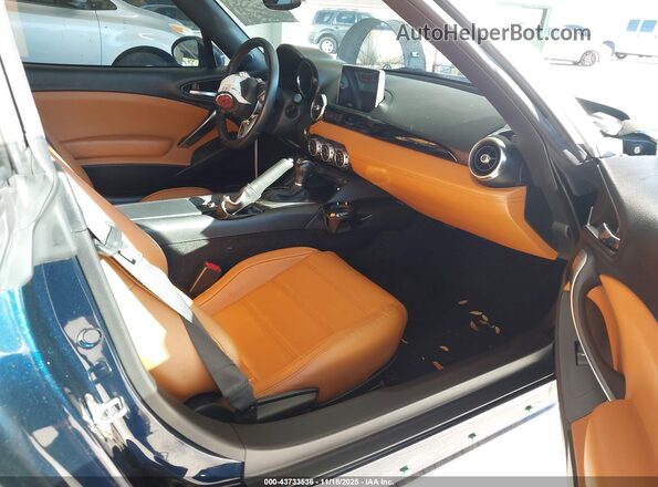 JC1NFAEKXK0142747 2019 FIAT 124 SPIDER Navy Вид салона спереди