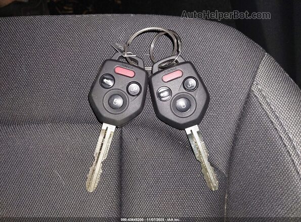 JF1GUABC9S8283802 2025 SUBARU IMPREZA Серый Вид панели приборов