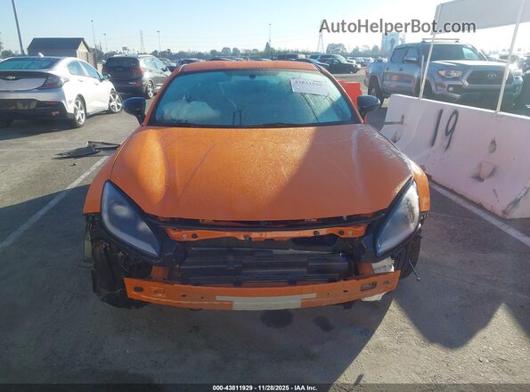 JF1ZNBG10P9755258 2023 TOYOTA GR86 Orange Widok wnętrza z tyłu